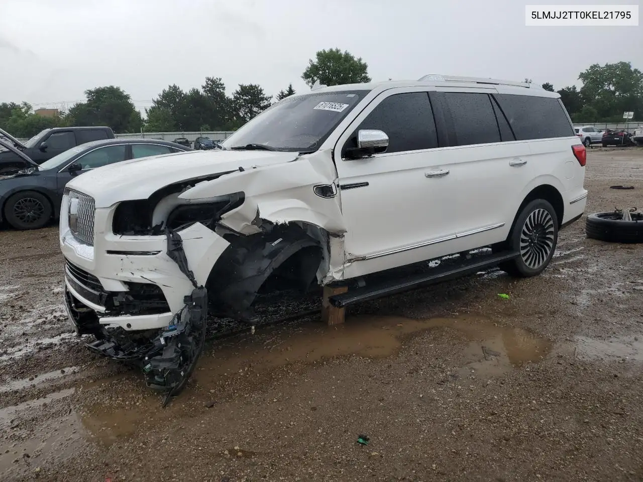 2019 Lincoln Navigator Black Label VIN: 5LMJJ2TT0KEL21795 Lot: 61016525