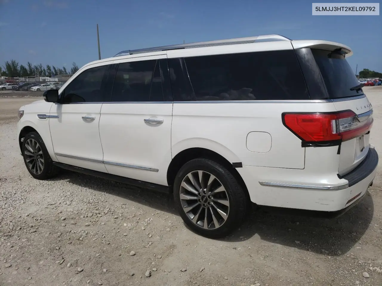 2019 Lincoln Navigator L Select VIN: 5LMJJ3HT2KEL09792 Lot: 62704405