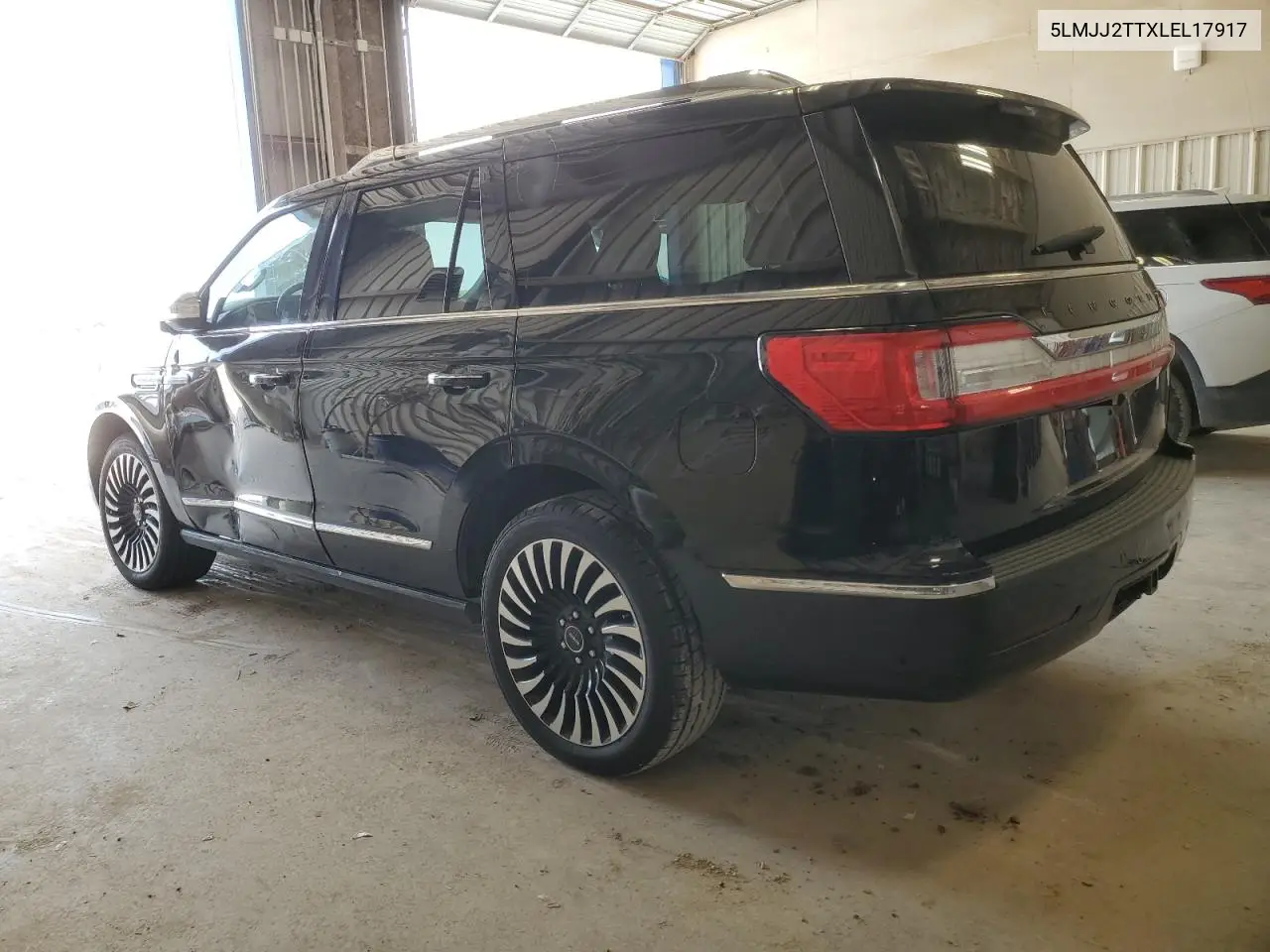 2020 Lincoln Navigator Black Label VIN: 5LMJJ2TTXLEL17917 Lot: 56672935