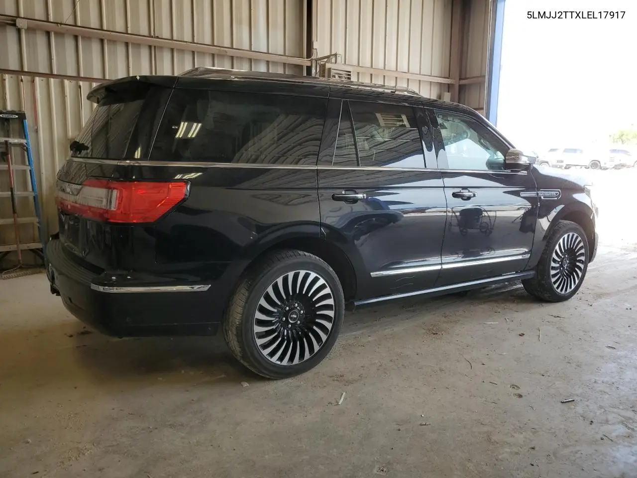 2020 Lincoln Navigator Black Label VIN: 5LMJJ2TTXLEL17917 Lot: 56672935