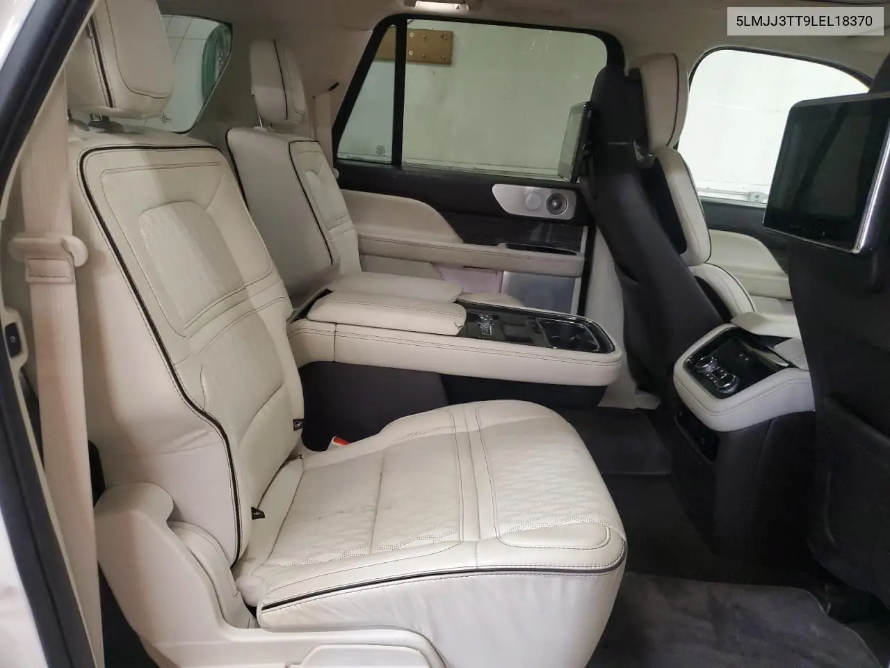 2020 Lincoln Navigator L Black Label VIN: 5LMJJ3TT9LEL18370 Lot: 61458445