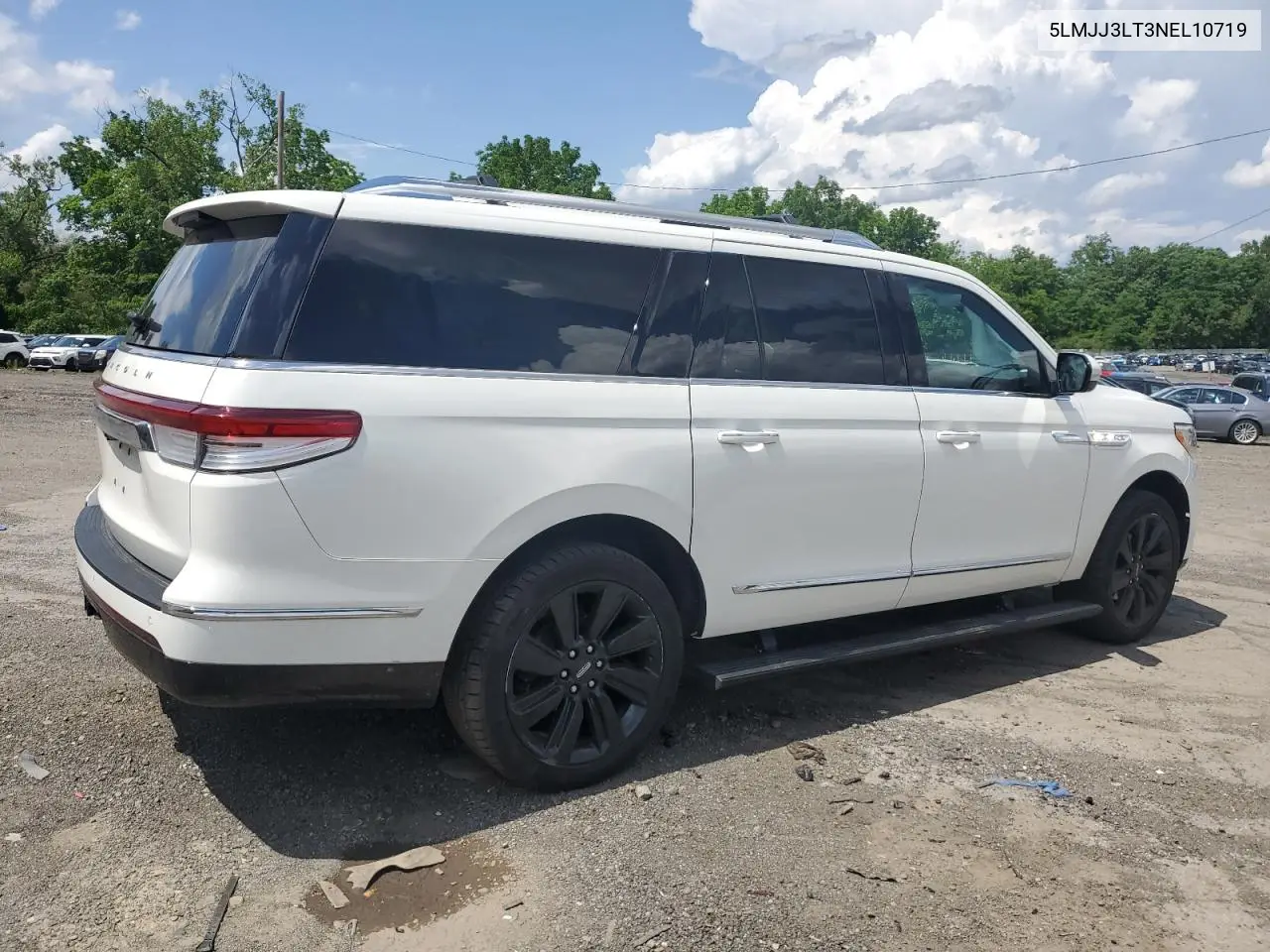 2022 Lincoln Navigator L Reserve VIN: 5LMJJ3LT3NEL10719 Lot: 61331215