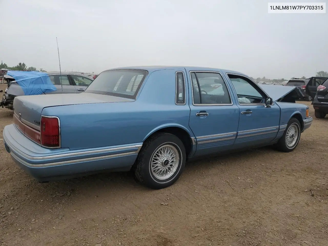 1993 Lincoln Town Car Executive VIN: 1LNLM81W7PY703315 Lot: 60986195