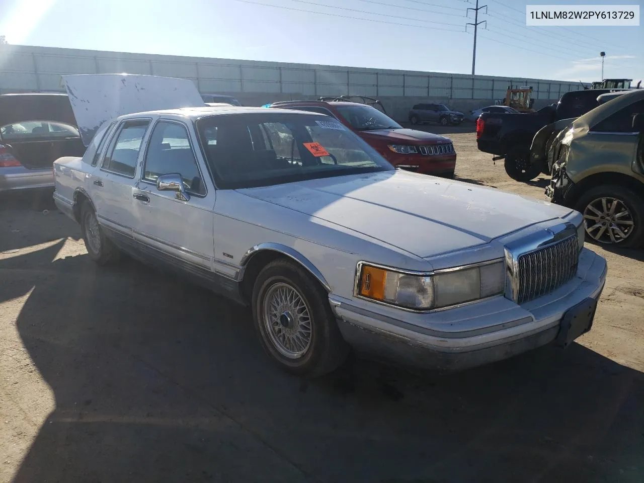 1993 Lincoln Town Car Signature VIN: 1LNLM82W2PY613729 Lot: 75395294