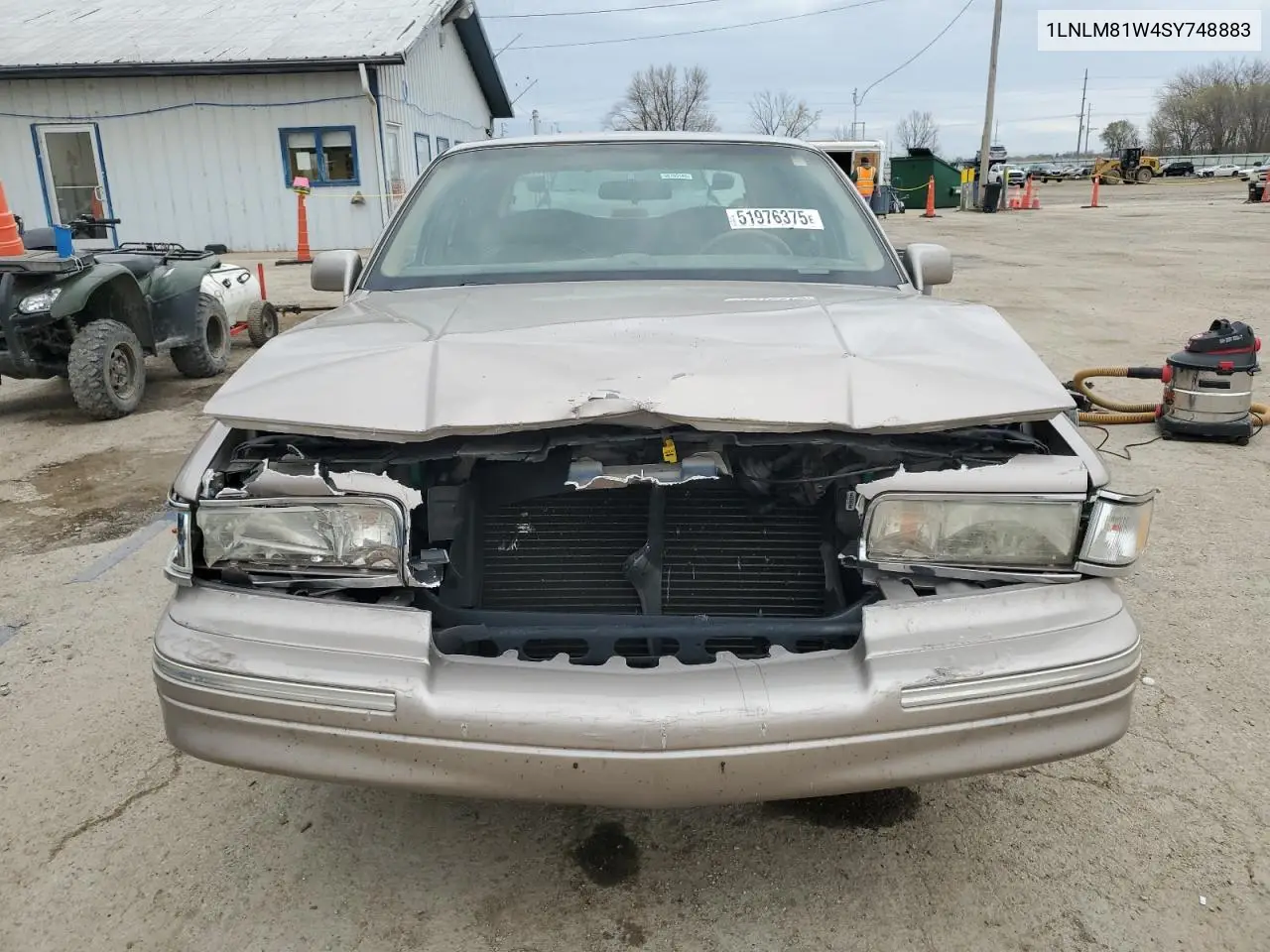 1995 Lincoln Town Car Executive VIN: 1LNLM81W4SY748883 Lot: 51976375