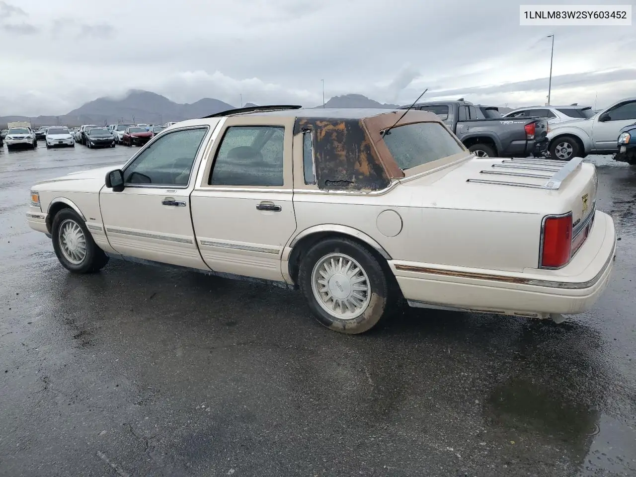 1995 Lincoln Town Car Cartier VIN: 1LNLM83W2SY603452 Lot: 55756595