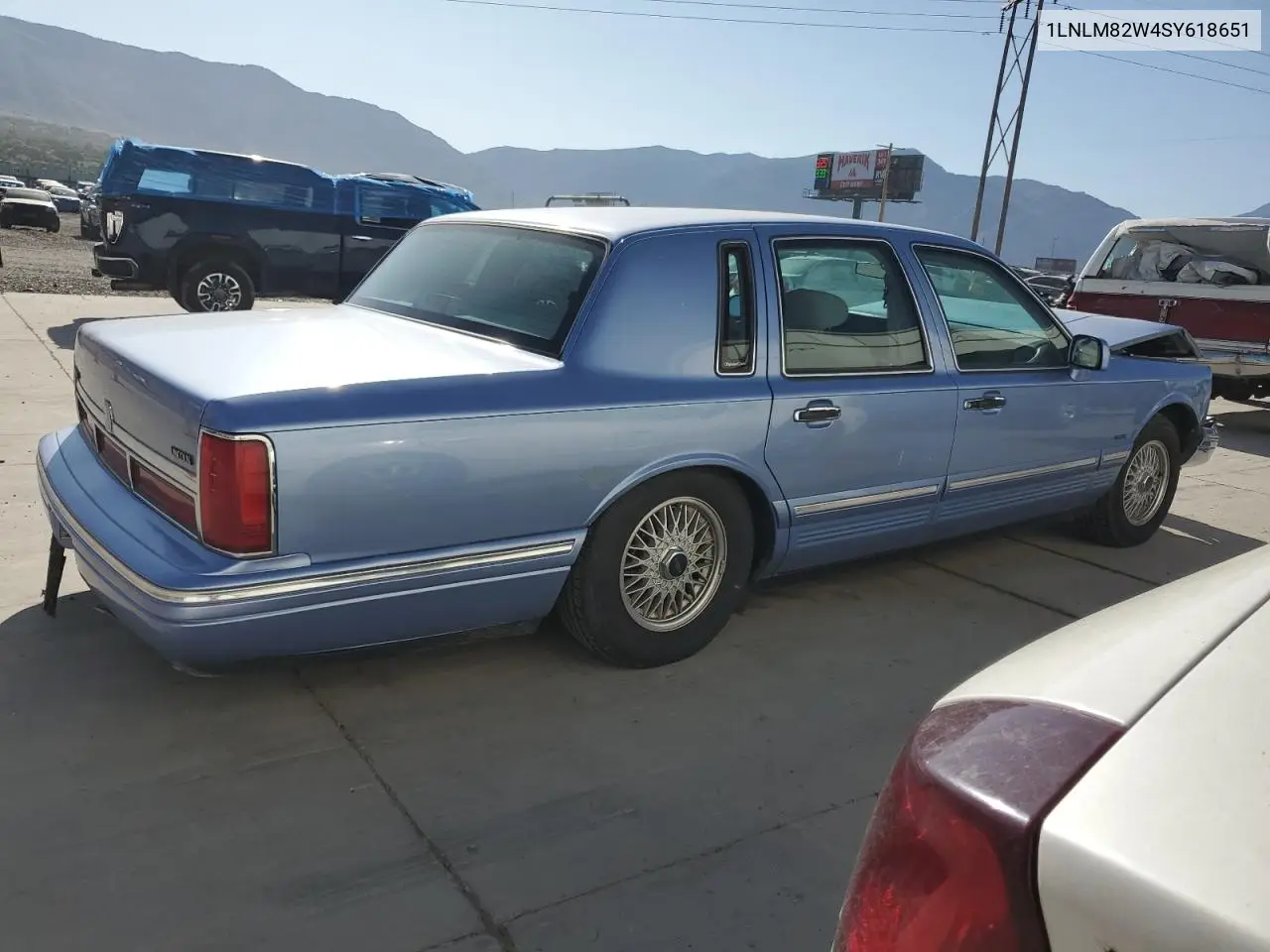 1995 Lincoln Town Car Signature VIN: 1LNLM82W4SY618651 Lot: 57094405