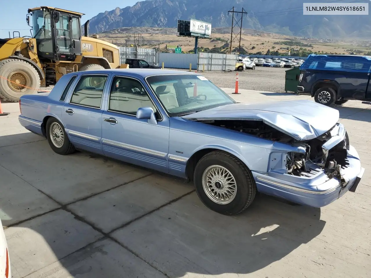1995 Lincoln Town Car Signature VIN: 1LNLM82W4SY618651 Lot: 57094405