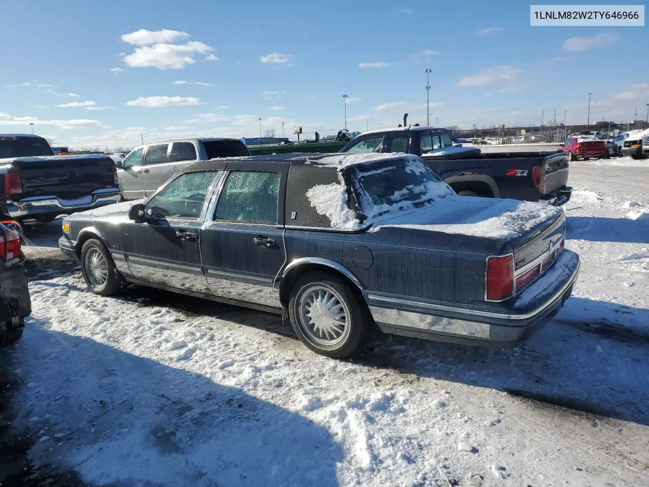 1996 Lincoln Town Car Signature VIN: 1LNLM82W2TY646966 Lot: 44823425