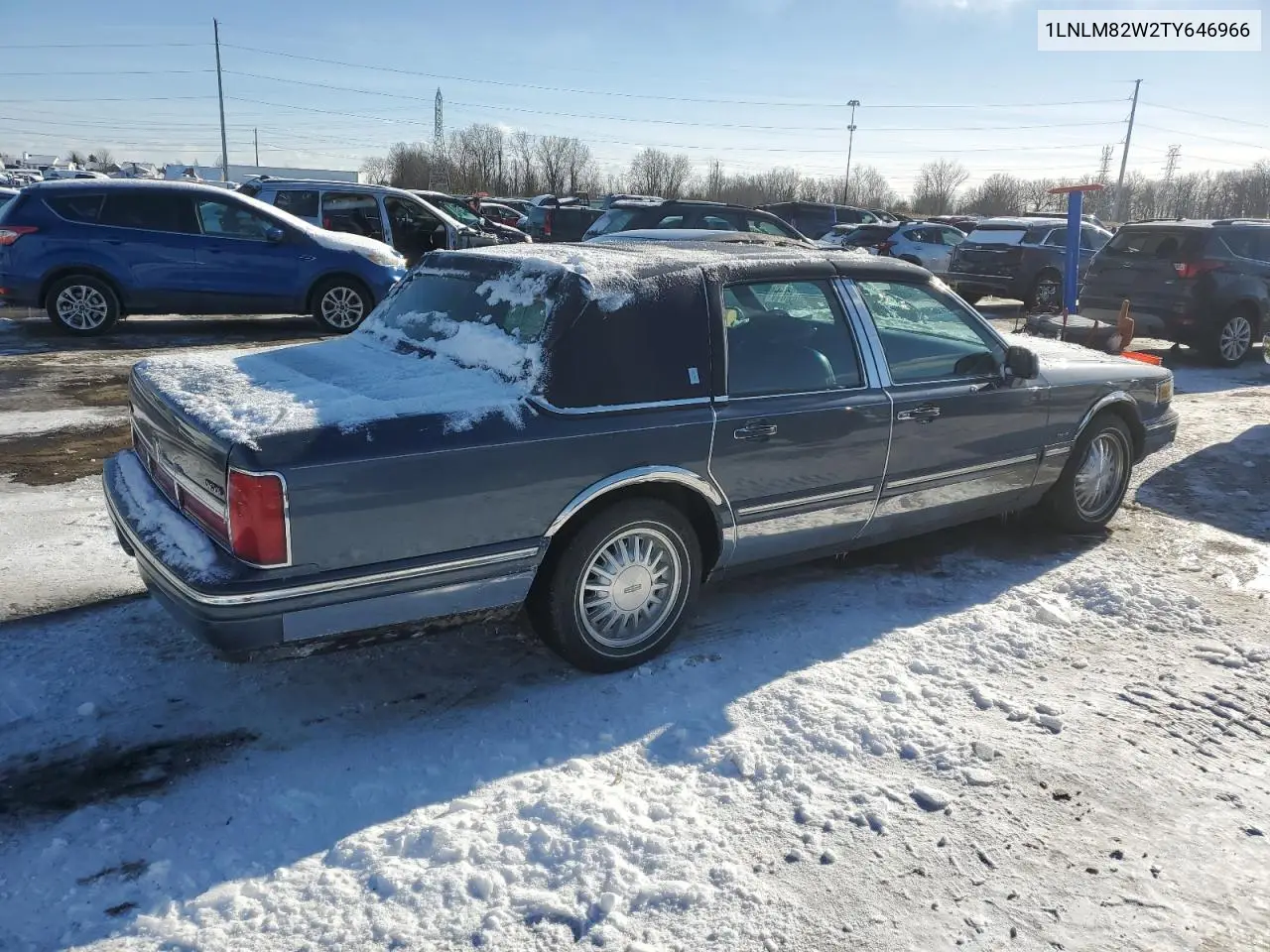 1996 Lincoln Town Car Signature VIN: 1LNLM82W2TY646966 Lot: 44823425