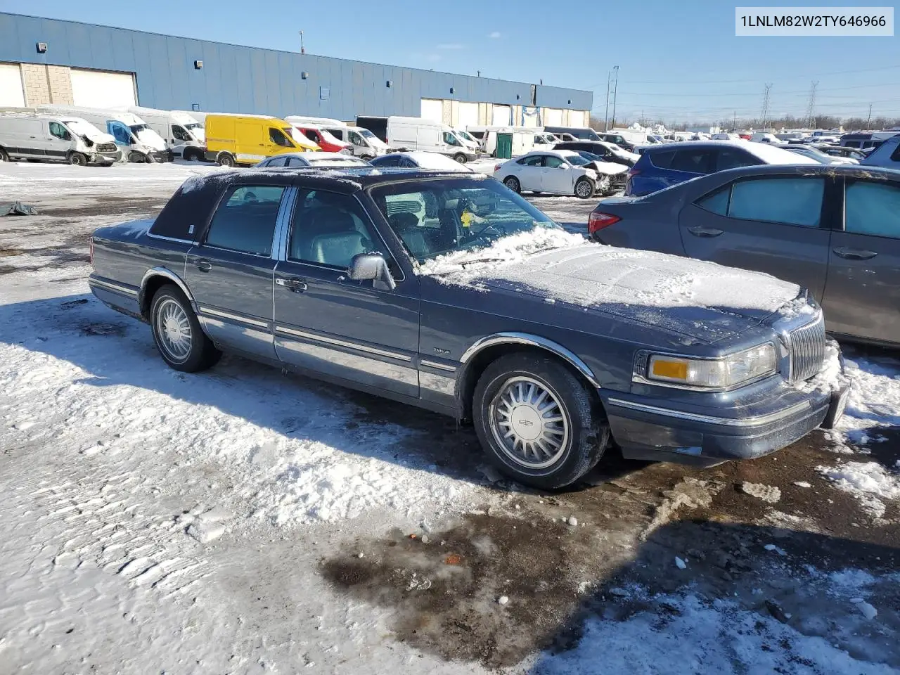 1996 Lincoln Town Car Signature VIN: 1LNLM82W2TY646966 Lot: 44823425