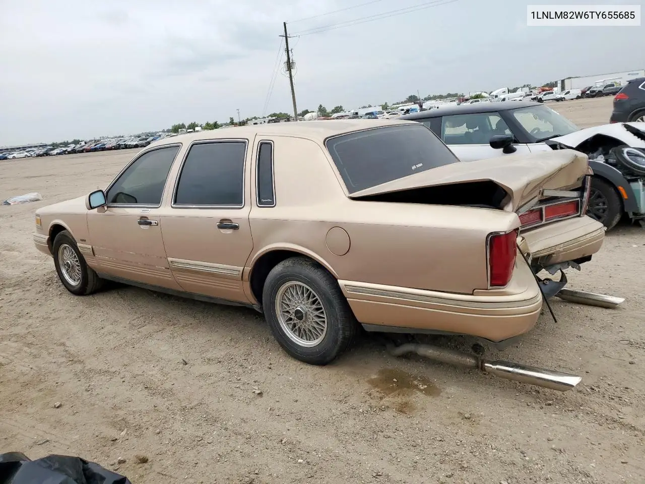 1996 Lincoln Town Car Signature VIN: 1LNLM82W6TY655685 Lot: 63032325