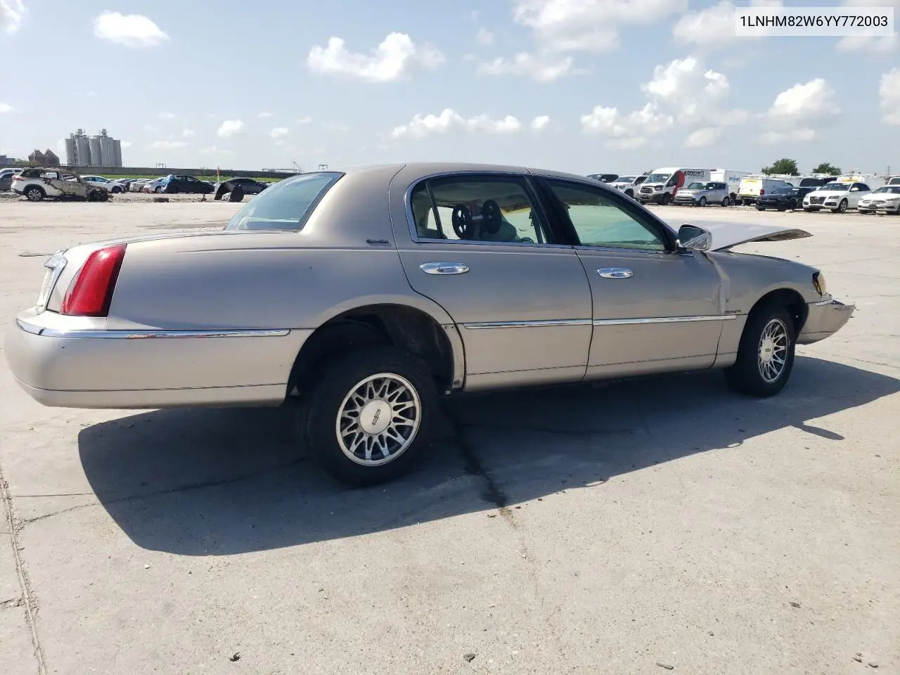 2000 Lincoln Town Car Signature VIN: 1LNHM82W6YY772003 Lot: 61657215