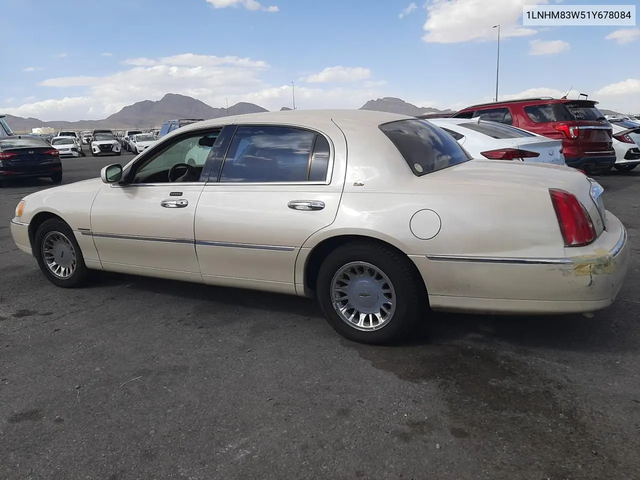 2001 Lincoln Town Car Cartier VIN: 1LNHM83W51Y678084 Lot: 56890695