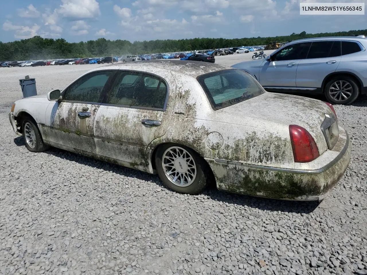 2001 Lincoln Town Car Signature VIN: 1LNHM82W51Y656345 Lot: 62340565