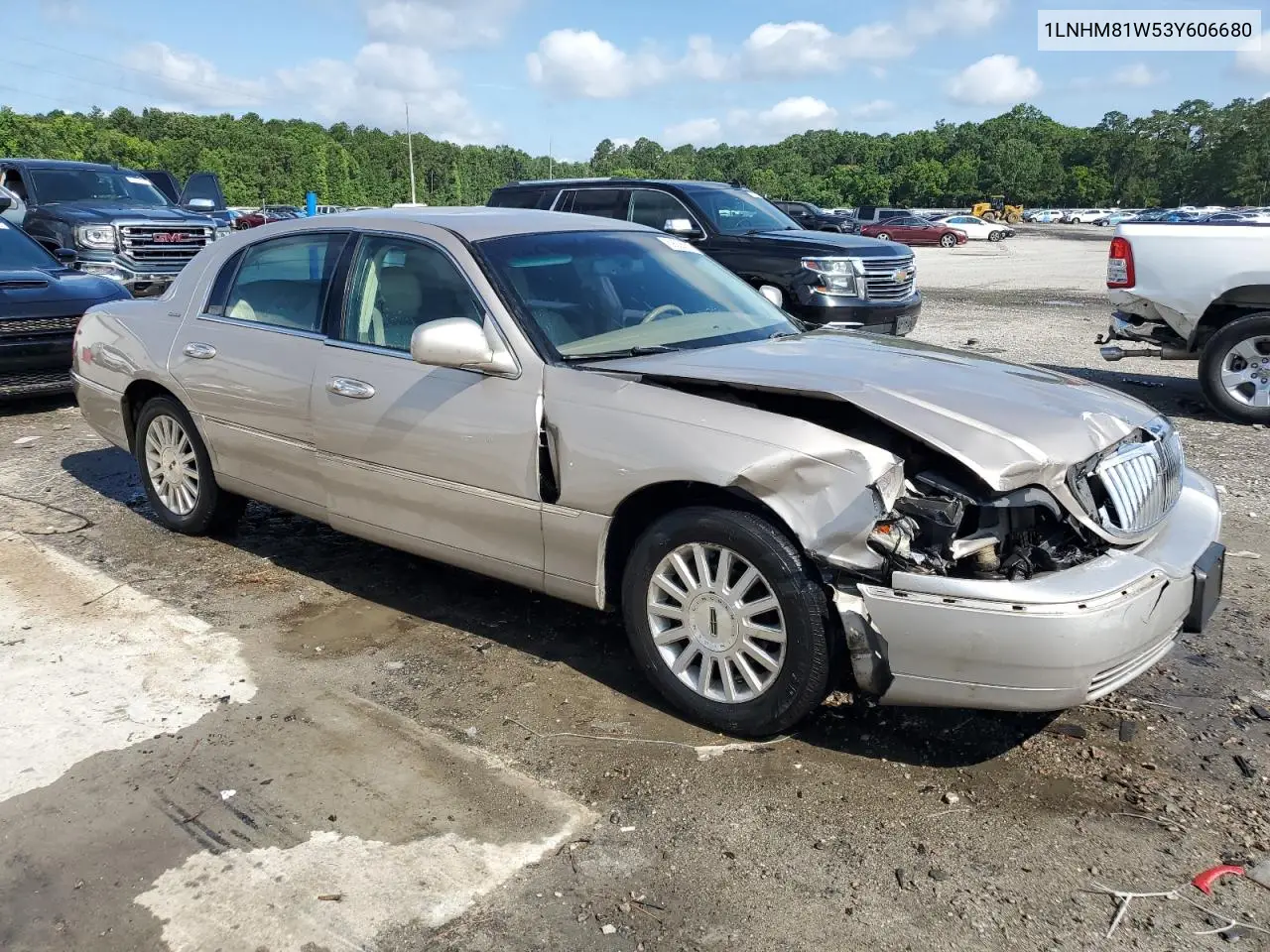 2003 Lincoln Town Car Executive VIN: 1LNHM81W53Y606680 Lot: 59938915
