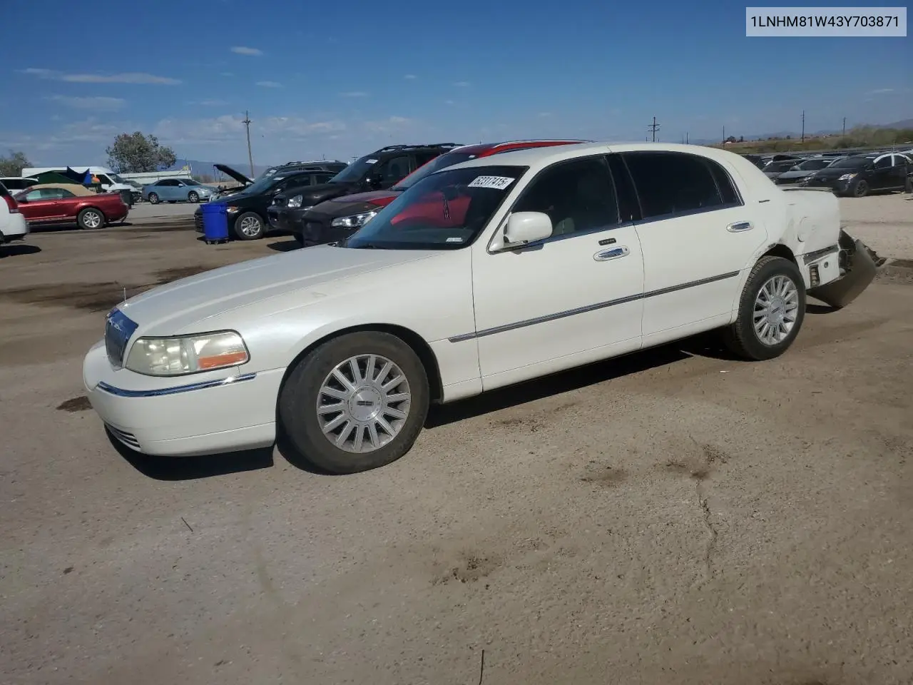 2003 Lincoln Town Car Executive VIN: 1LNHM81W43Y703871 Lot: 62317415
