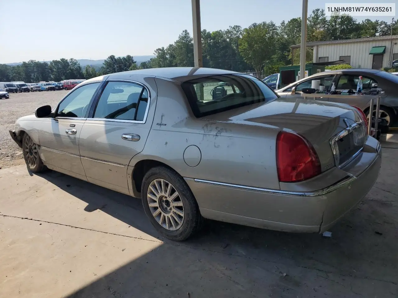 2004 Lincoln Town Car Executive VIN: 1LNHM81W74Y635261 Lot: 61753465