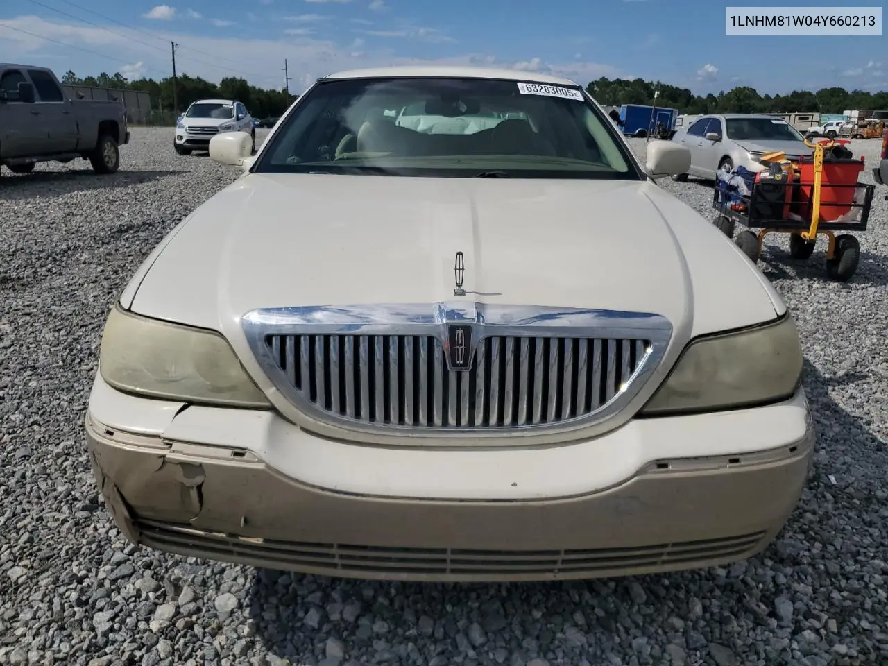 2004 Lincoln Town Car Executive VIN: 1LNHM81W04Y660213 Lot: 63283005