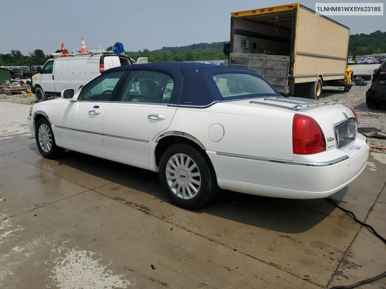 2005 Lincoln Town Car Signature VIN: 1LNHM81WX5Y623185 Lot: 59040285