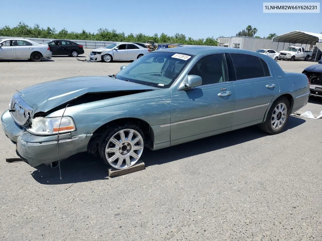 2006 Lincoln Town Car Signature Limited VIN: 1LNHM82W66Y626231 Lot: 57123615