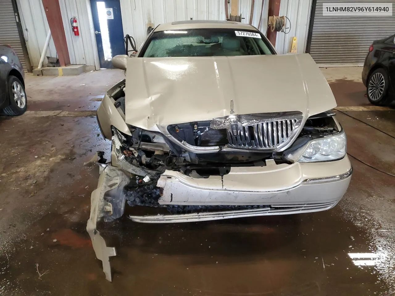 2006 Lincoln Town Car Signature Limited VIN: 1LNHM82V96Y614940 Lot: 57276584