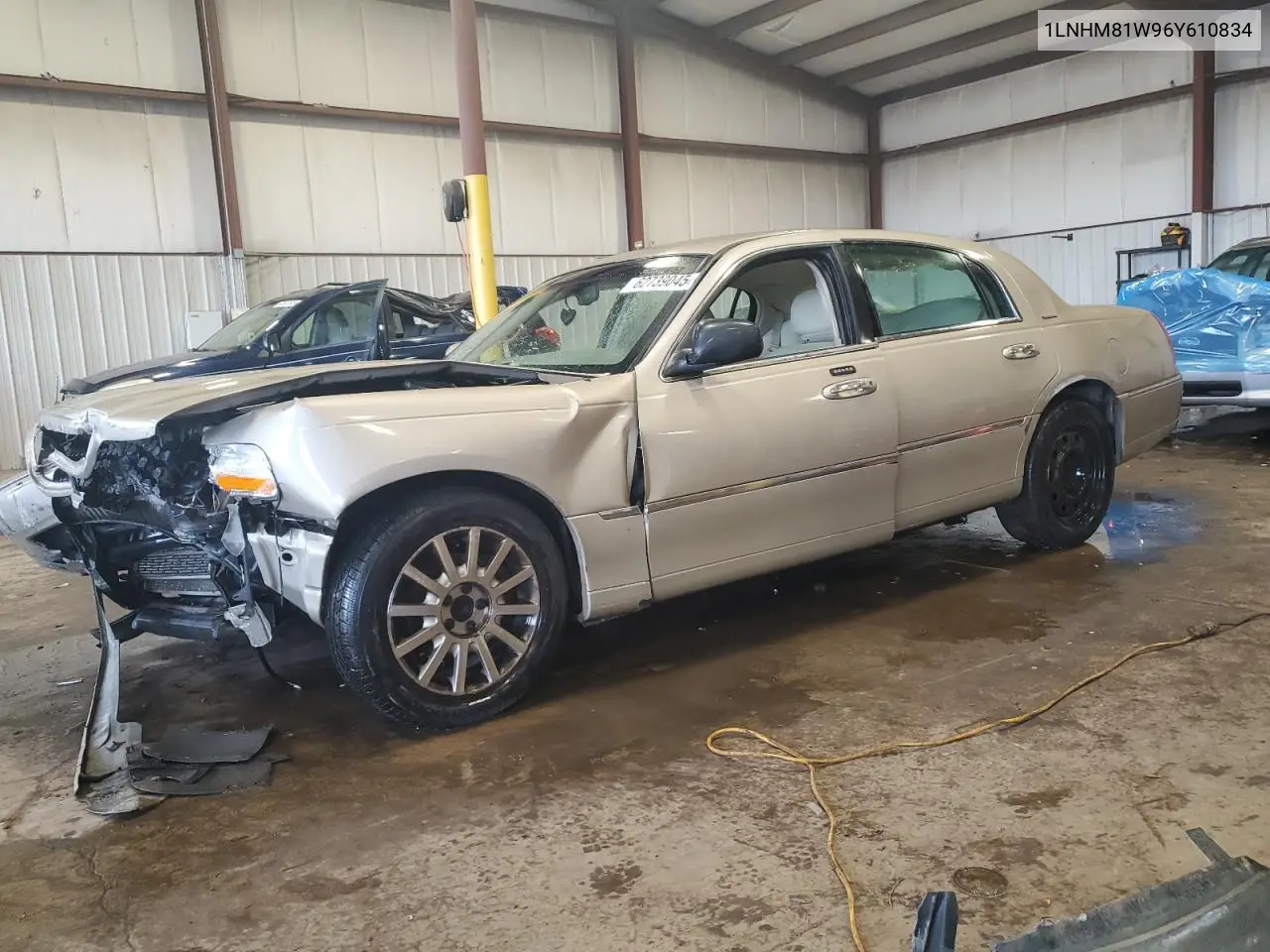 2006 Lincoln Town Car Signature VIN: 1LNHM81W96Y610834 Lot: 62739045