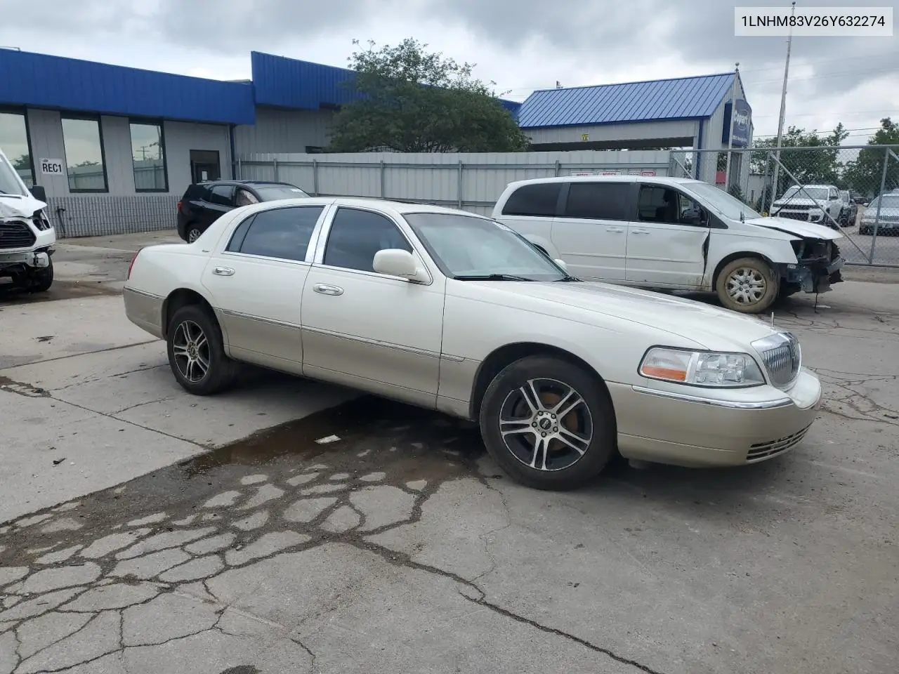 2006 Lincoln Town Car Designer VIN: 1LNHM83V26Y632274 Lot: 62811015
