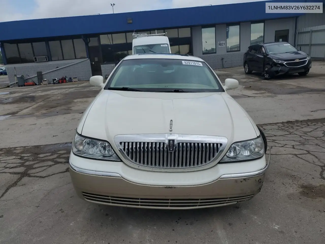 2006 Lincoln Town Car Designer VIN: 1LNHM83V26Y632274 Lot: 62811015