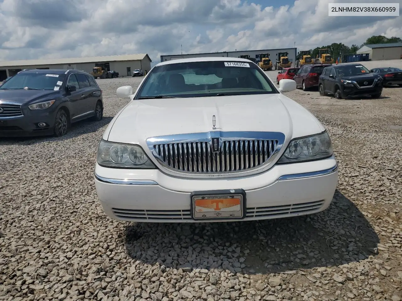 2008 Lincoln Town Car Signature Limited VIN: 2LNHM82V38X660959 Lot: 57168355
