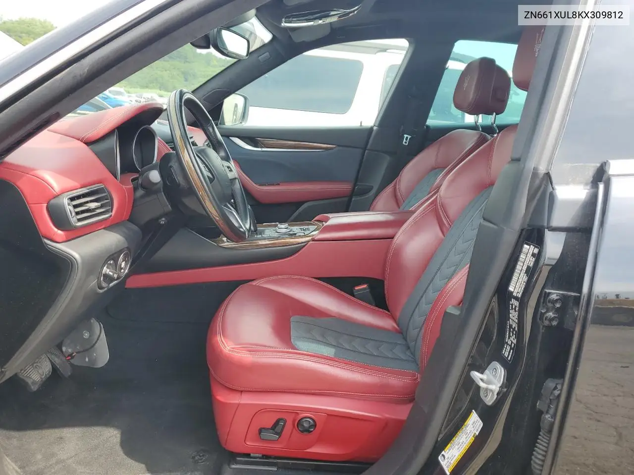 2019 Maserati Levante Luxury VIN: ZN661XUL8KX309812 Lot: 65565655