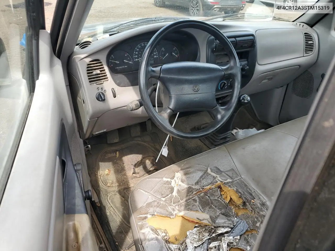1995 Mazda B2300 VIN: 4F4CR12A3STM15319 Lot: 62497265