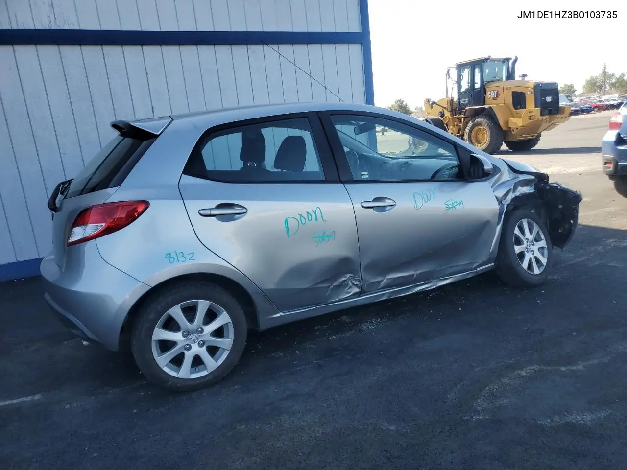 2011 Mazda Mazda2 VIN: JM1DE1HZ3B0103735 Lot: 61627375