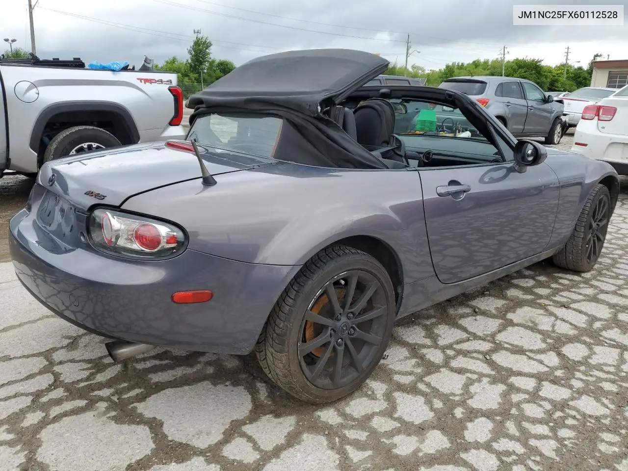 2006 Mazda Mx-5 Miata VIN: JM1NC25FX60112528 Lot: 59711345