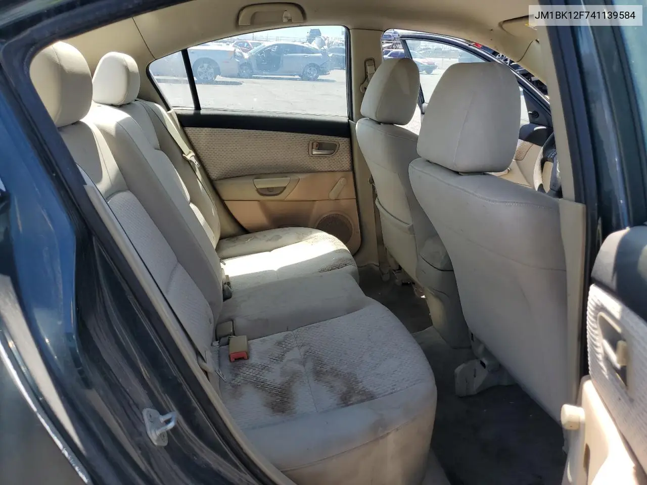 2004 Mazda 3 I VIN: JM1BK12F741139584 Lot: 57098595