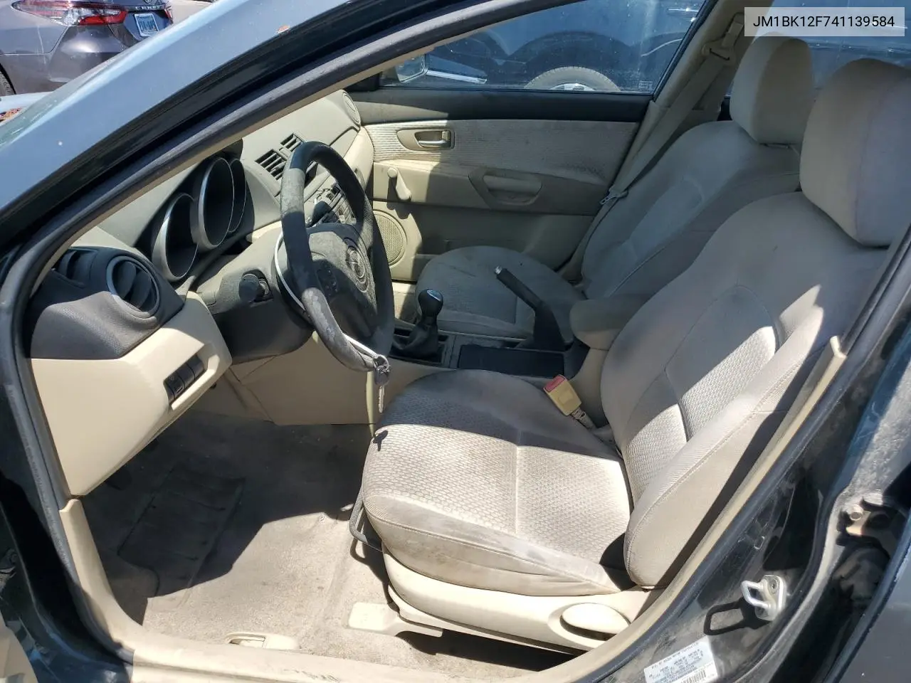 2004 Mazda 3 I VIN: JM1BK12F741139584 Lot: 57098595