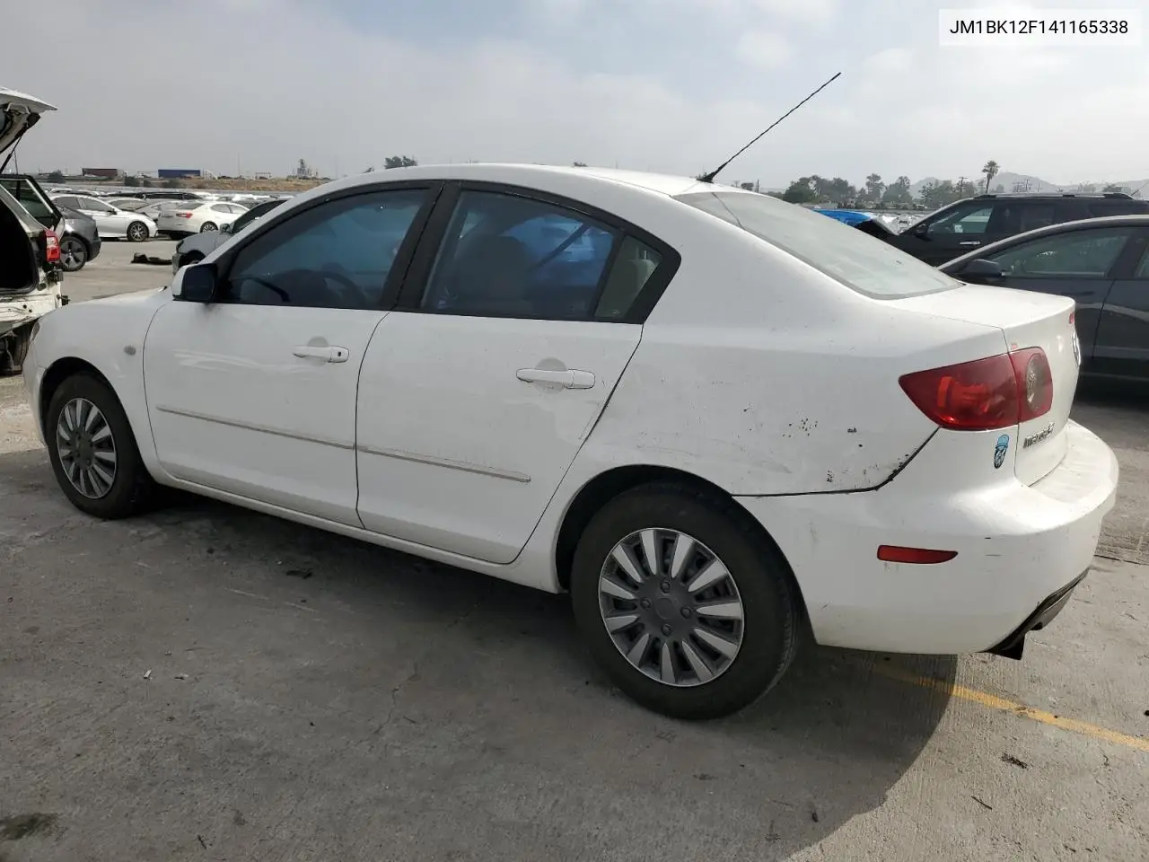 2004 Mazda 3 I VIN: JM1BK12F141165338 Lot: 62572105