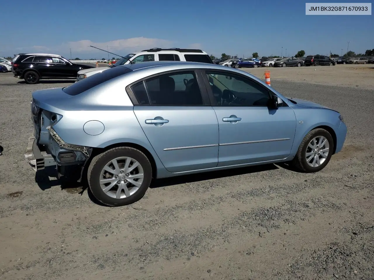2007 Mazda 3 I VIN: JM1BK32G871670933 Lot: 62181025