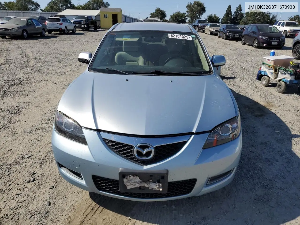 2007 Mazda 3 I VIN: JM1BK32G871670933 Lot: 62181025