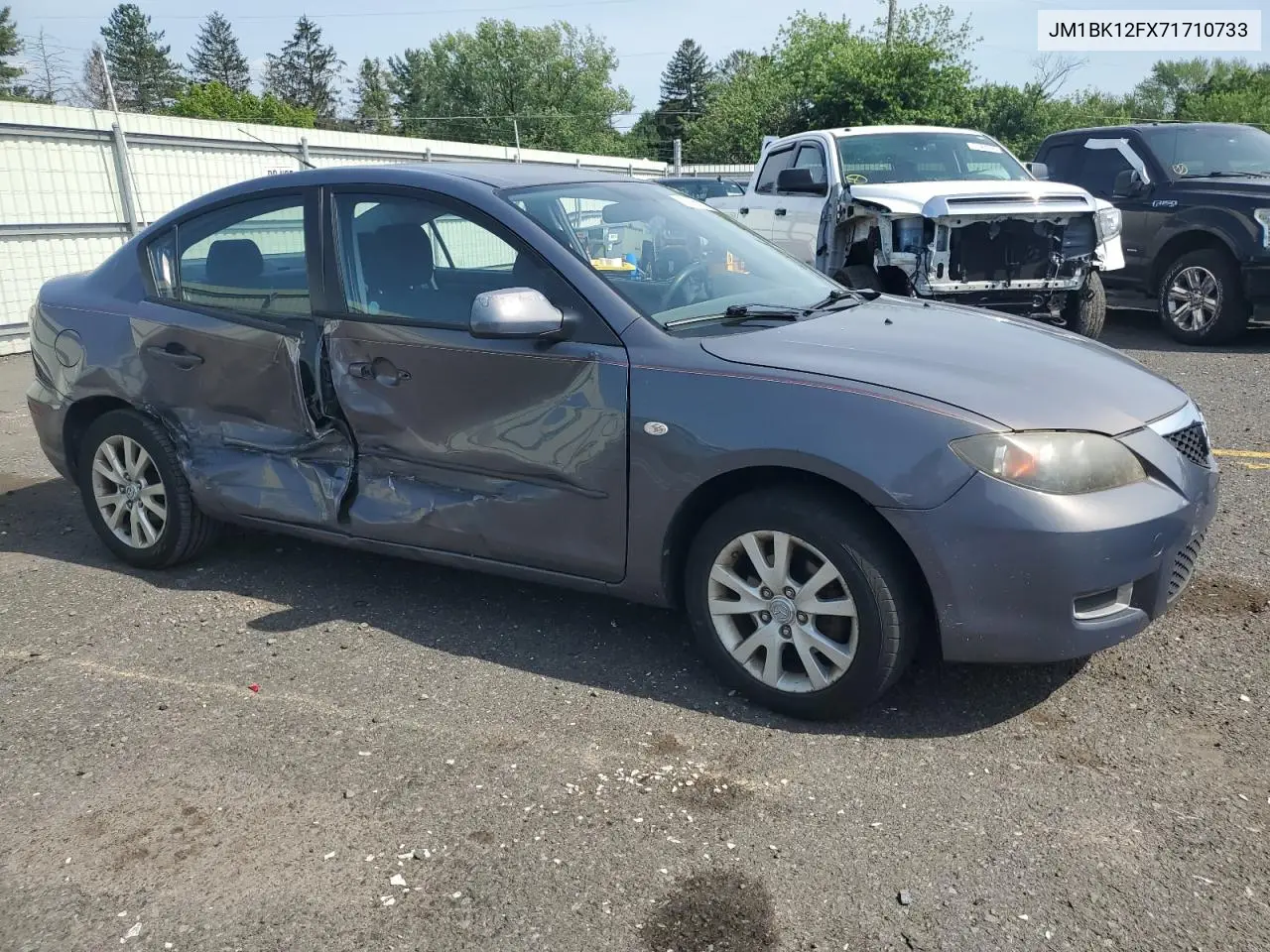 2007 Mazda 3 I VIN: JM1BK12FX71710733 Lot: 62195625