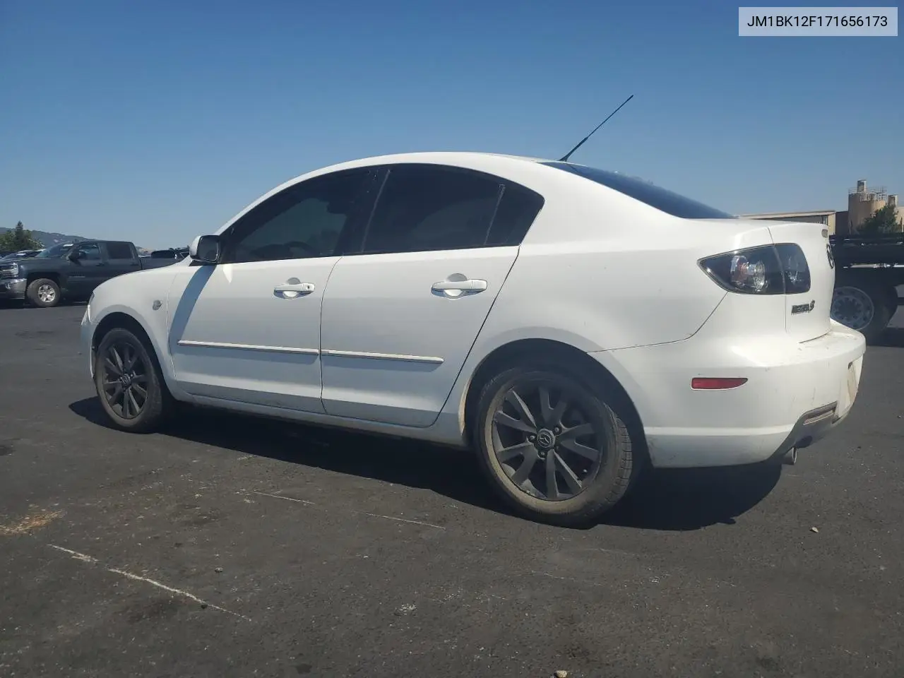2007 Mazda 3 I VIN: JM1BK12F171656173 Lot: 62560205