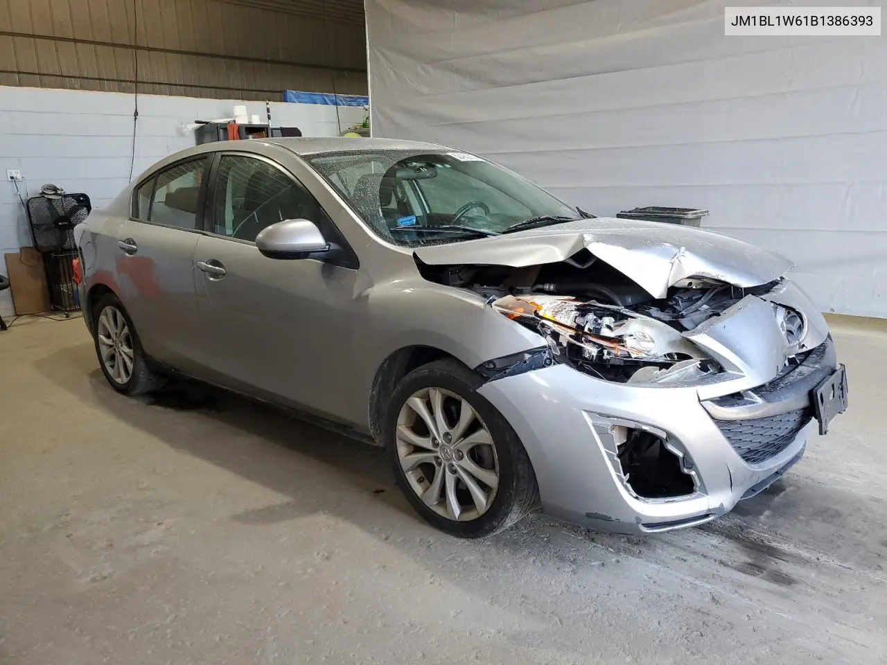 2011 Mazda 3 S VIN: JM1BL1W61B1386393 Lot: 62463915