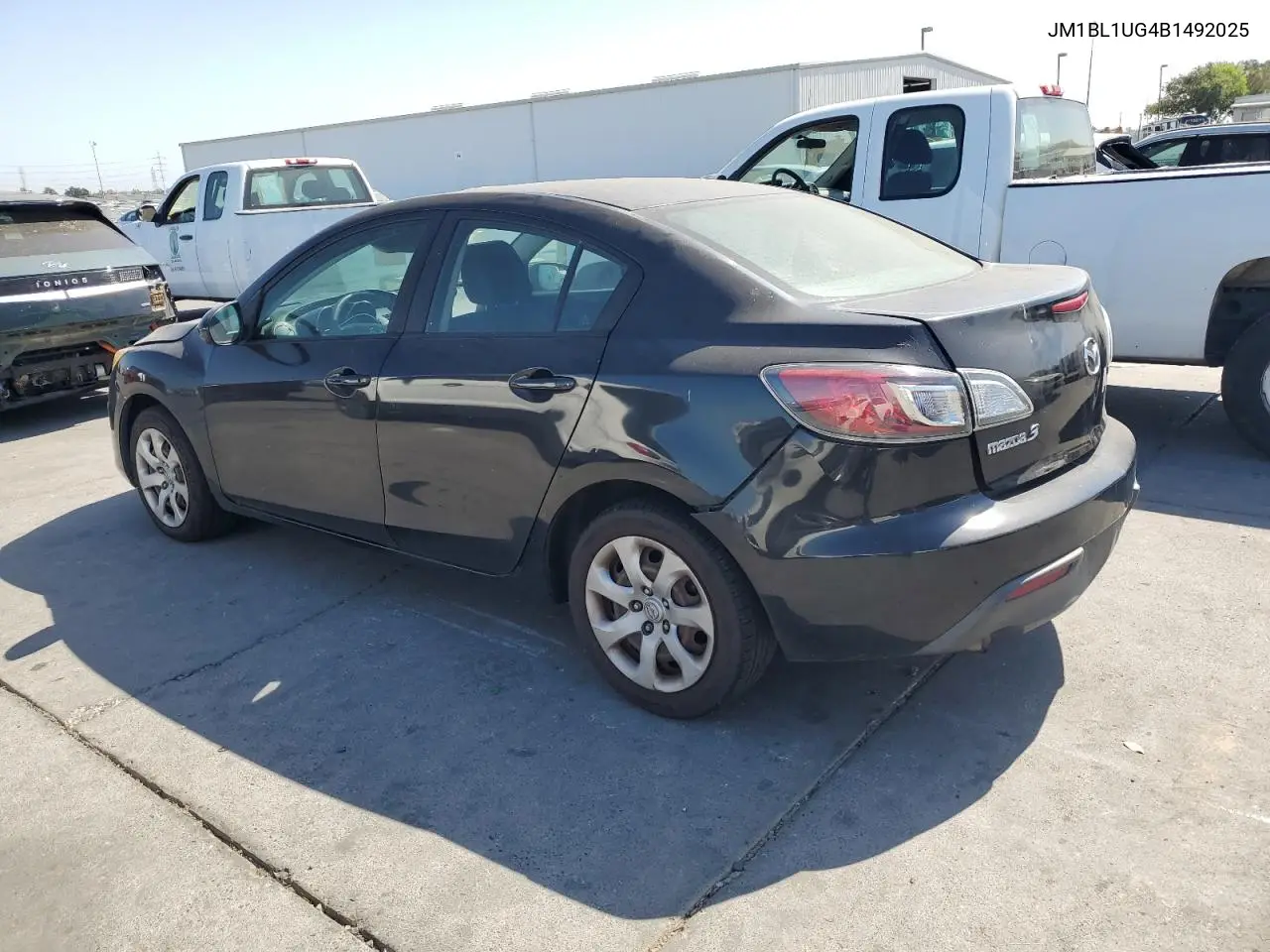 2011 Mazda 3 I VIN: JM1BL1UG4B1492025 Lot: 62604285