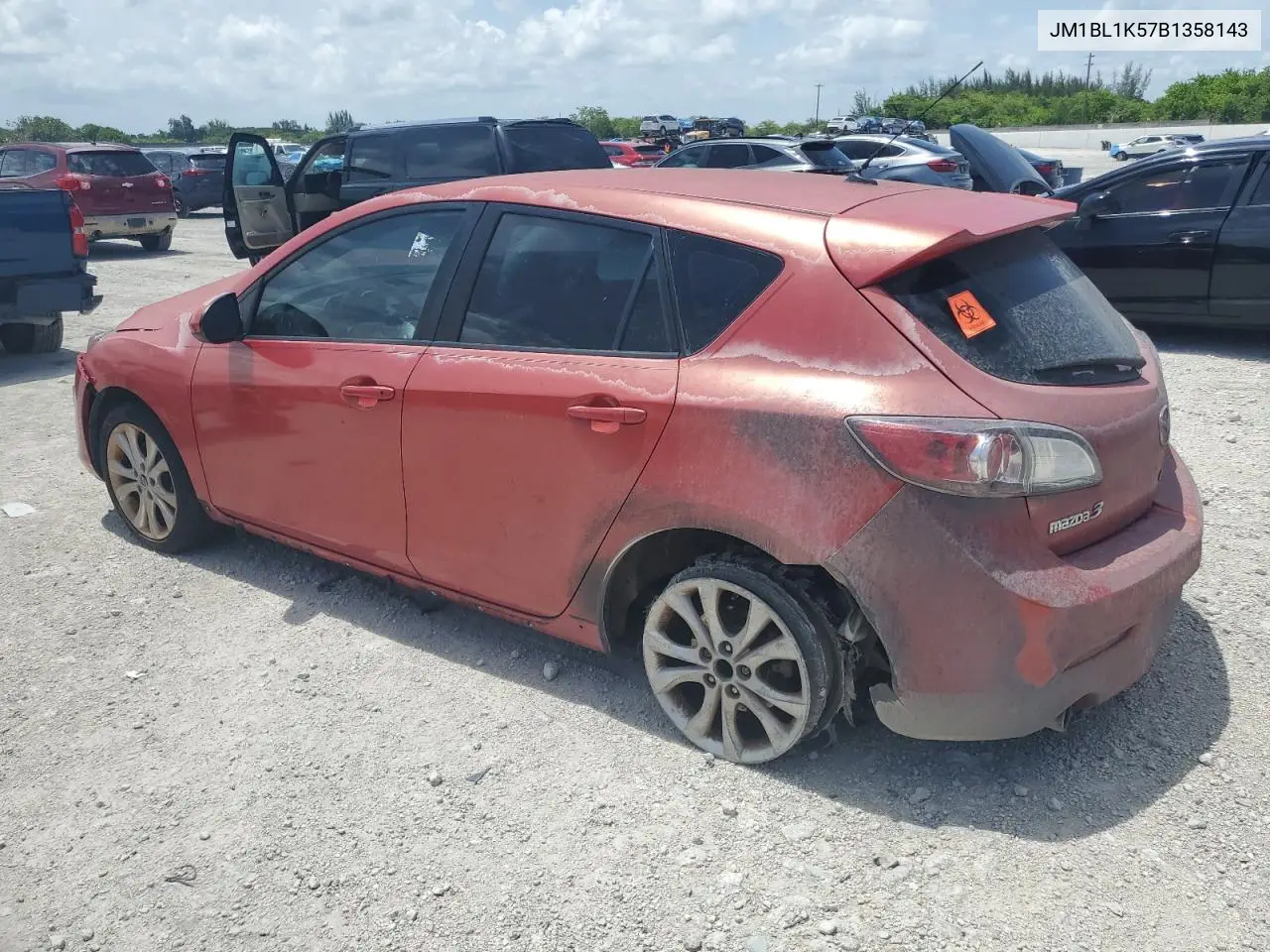 2011 Mazda 3 S VIN: JM1BL1K57B1358143 Lot: 62730325
