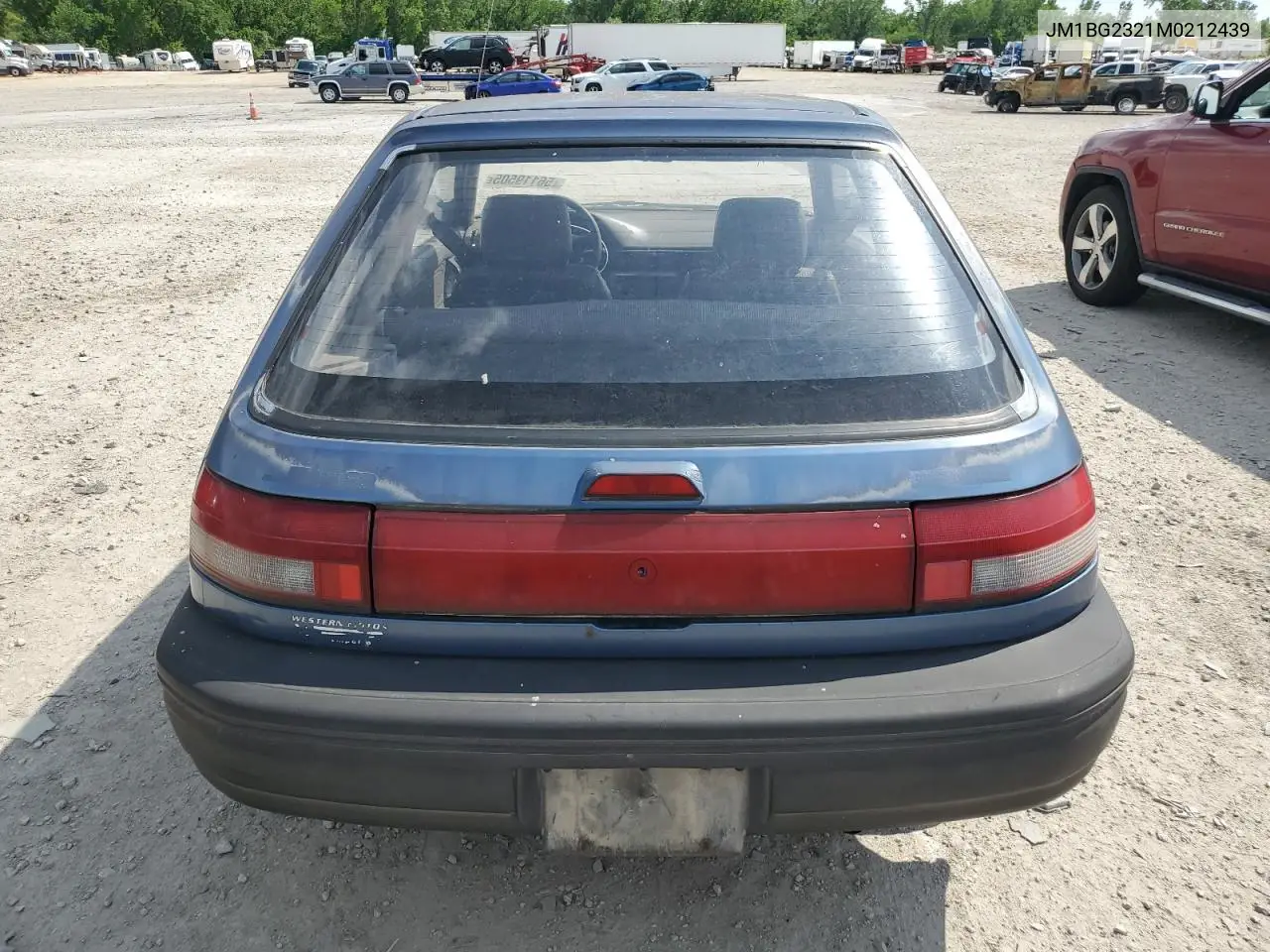 1991 Mazda 323 Base VIN: JM1BG2321M0212439 Lot: 56119505