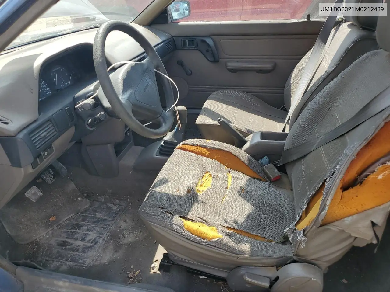 1991 Mazda 323 Base VIN: JM1BG2321M0212439 Lot: 56119505