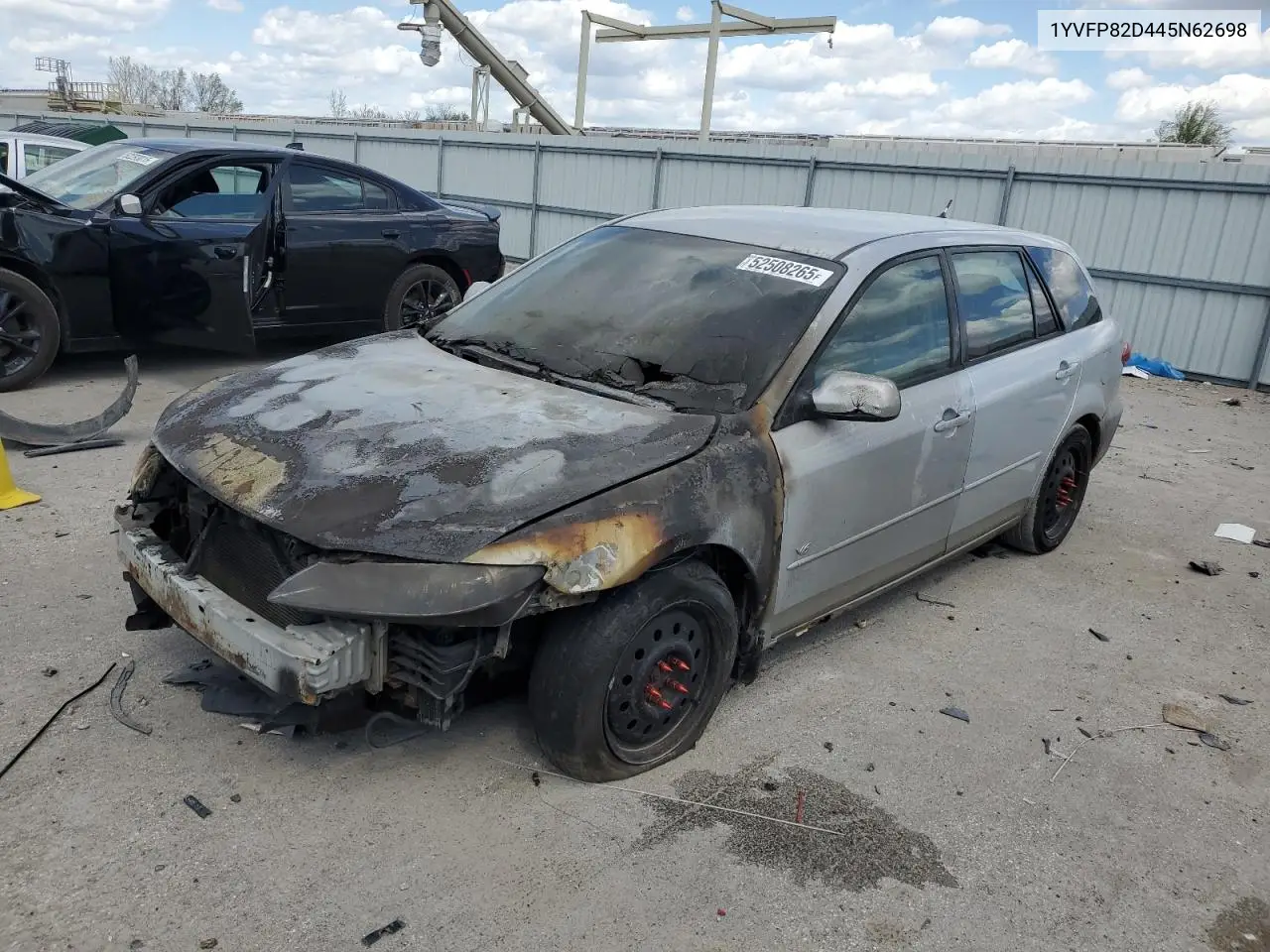 2004 Mazda 6 S VIN: 1YVFP82D445N62698 Lot: 52508265