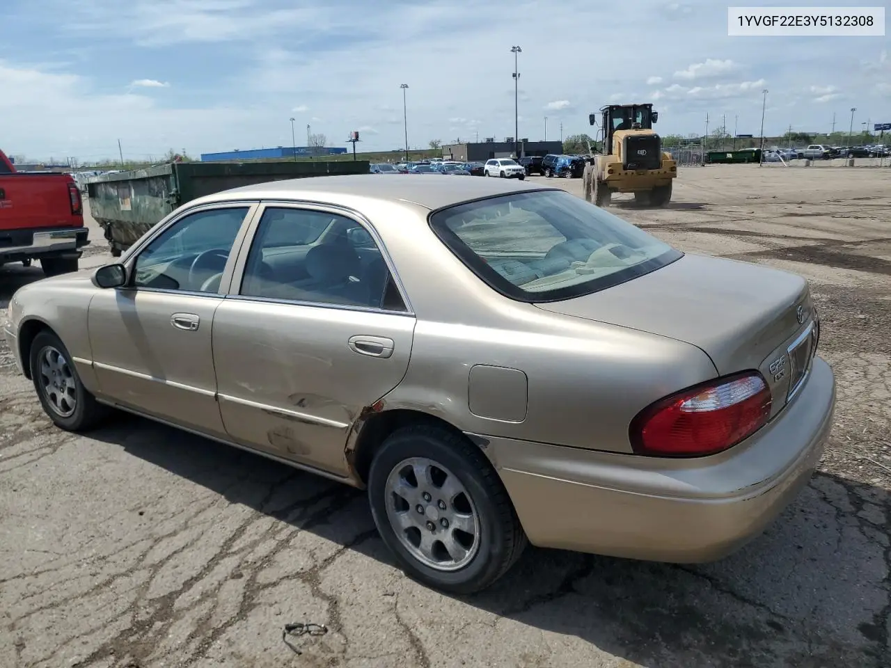 2000 Mazda 626 Es VIN: 1YVGF22E3Y5132308 Lot: 56179035