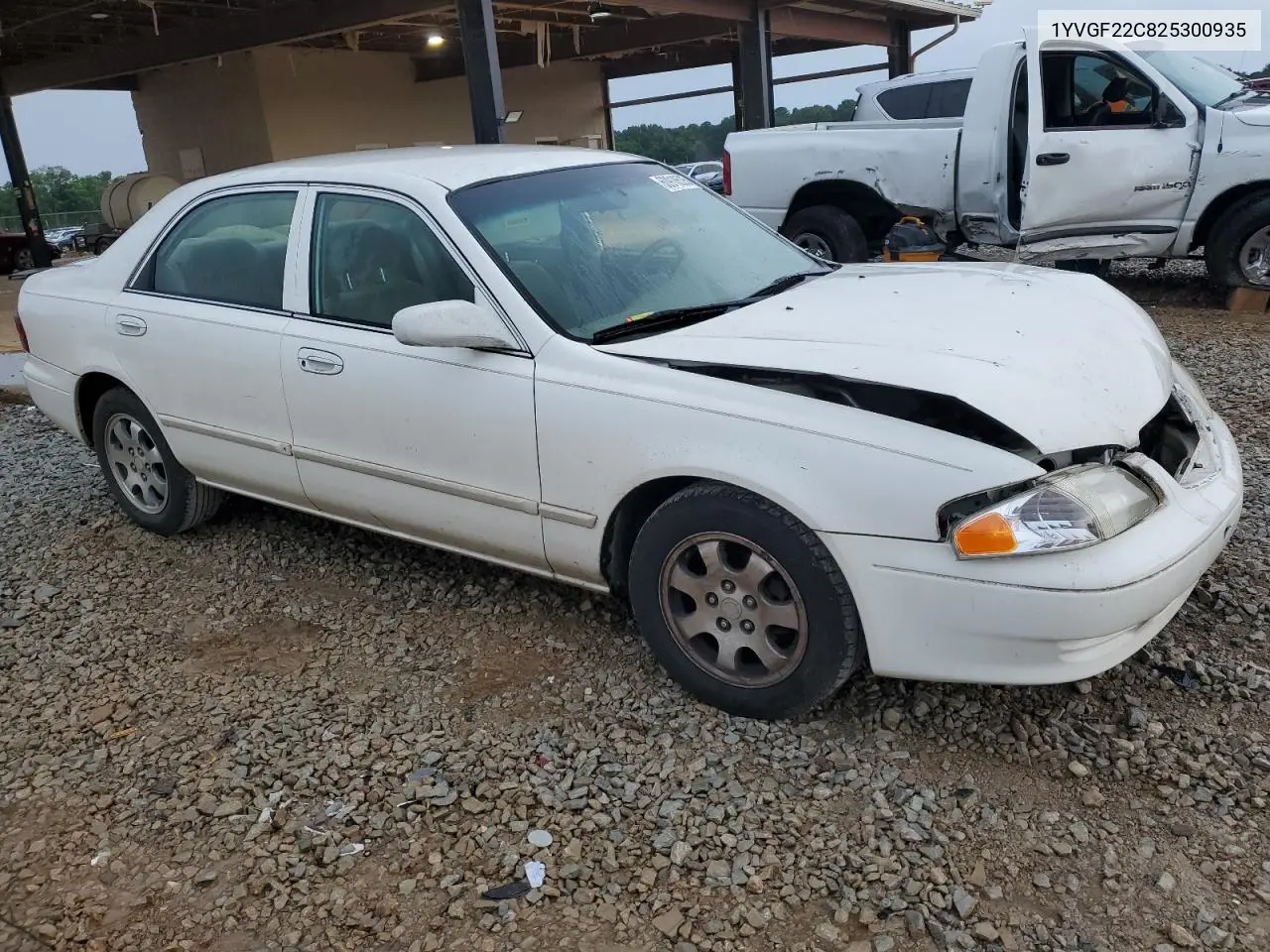 2002 Mazda 626 Lx VIN: 1YVGF22C825300935 Lot: 60918525