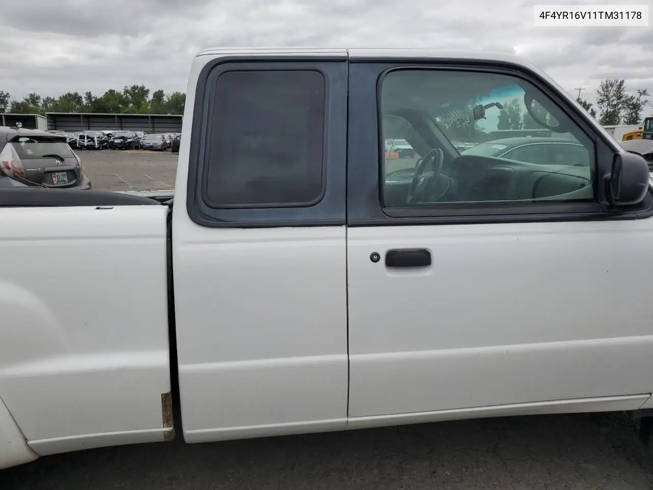 2001 Mazda B3000 Cab Plus VIN: 4F4YR16V11TM31178 Lot: 58777155